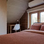 Hébergement de vacances Hazel Hut - Spacious Fenced Yard, Sauna, 2-bedroom Pärnu