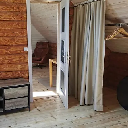 2-bedroom, Fenced Yard, Sauna, 10 Min To Holiday home Parnu