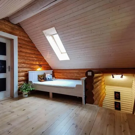 2-bedroom, Fenced Yard, Sauna, 10 Min To Holiday home