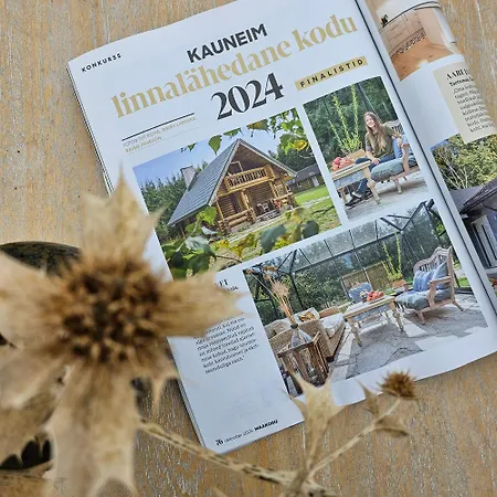 Hazel Hut - Spacious Fenced Yard, Sauna, 2-bedroom