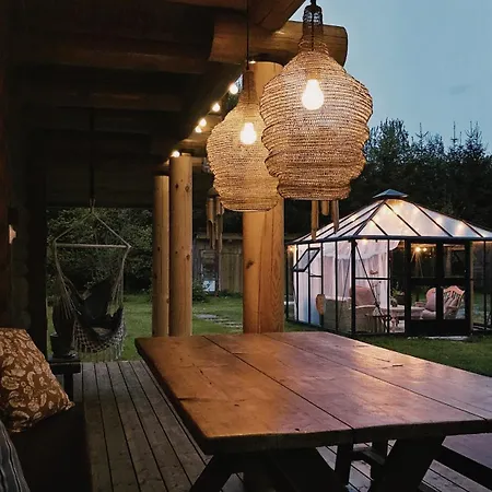 Hazel Hut - Spacious Fenced Yard, Sauna, 2-bedroom Parnu