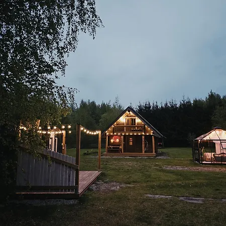 Tatil Evi Hazel Hut - Spacious Fenced Yard, Sauna, 2-bedroom Pärnu