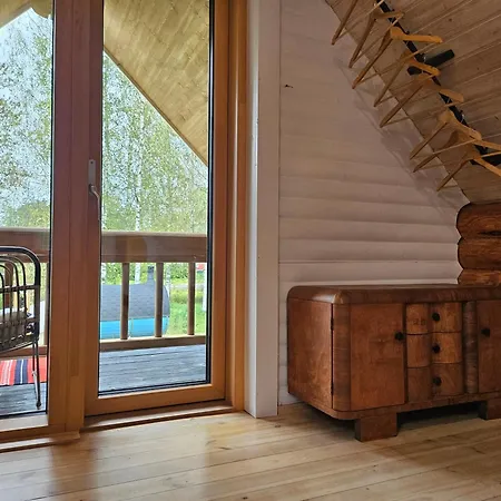 Hazel Hut - Spacious Fenced Yard, Sauna, 2-bedroom * Pärnu