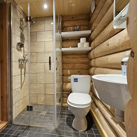 Holiday home Hazel Hut - Spacious Fenced Yard, Sauna, 2-bedroom