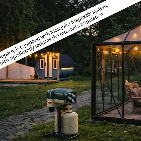 Hazel Hut - Spacious Fenced Yard, Sauna, 2-bedroom Pärnu