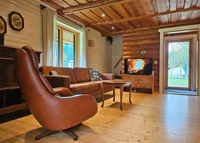 2-bedroom, Fenced Yard, Sauna, 10 Min To Pärnu