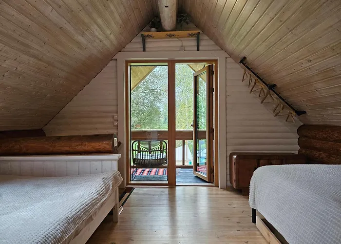 Holiday home Hazel Hut - Spacious Fenced Yard, Sauna, 2-bedroom