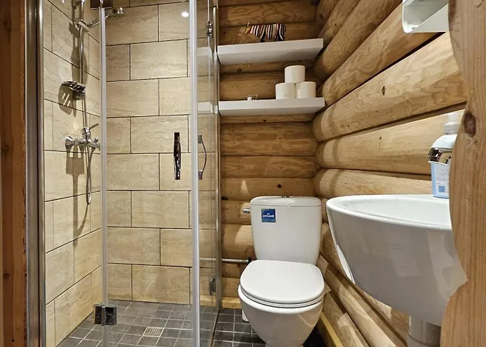 Holiday home Hazel Hut - Spacious Fenced Yard, Sauna, 2-bedroom