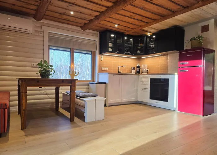 Hazel Hut - Spacious Fenced Yard, Sauna, 2-bedroom Parnu