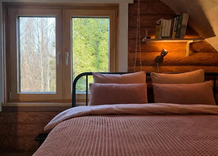 Holiday home Hazel Hut - Spacious Fenced Yard, Sauna, 2-bedroom